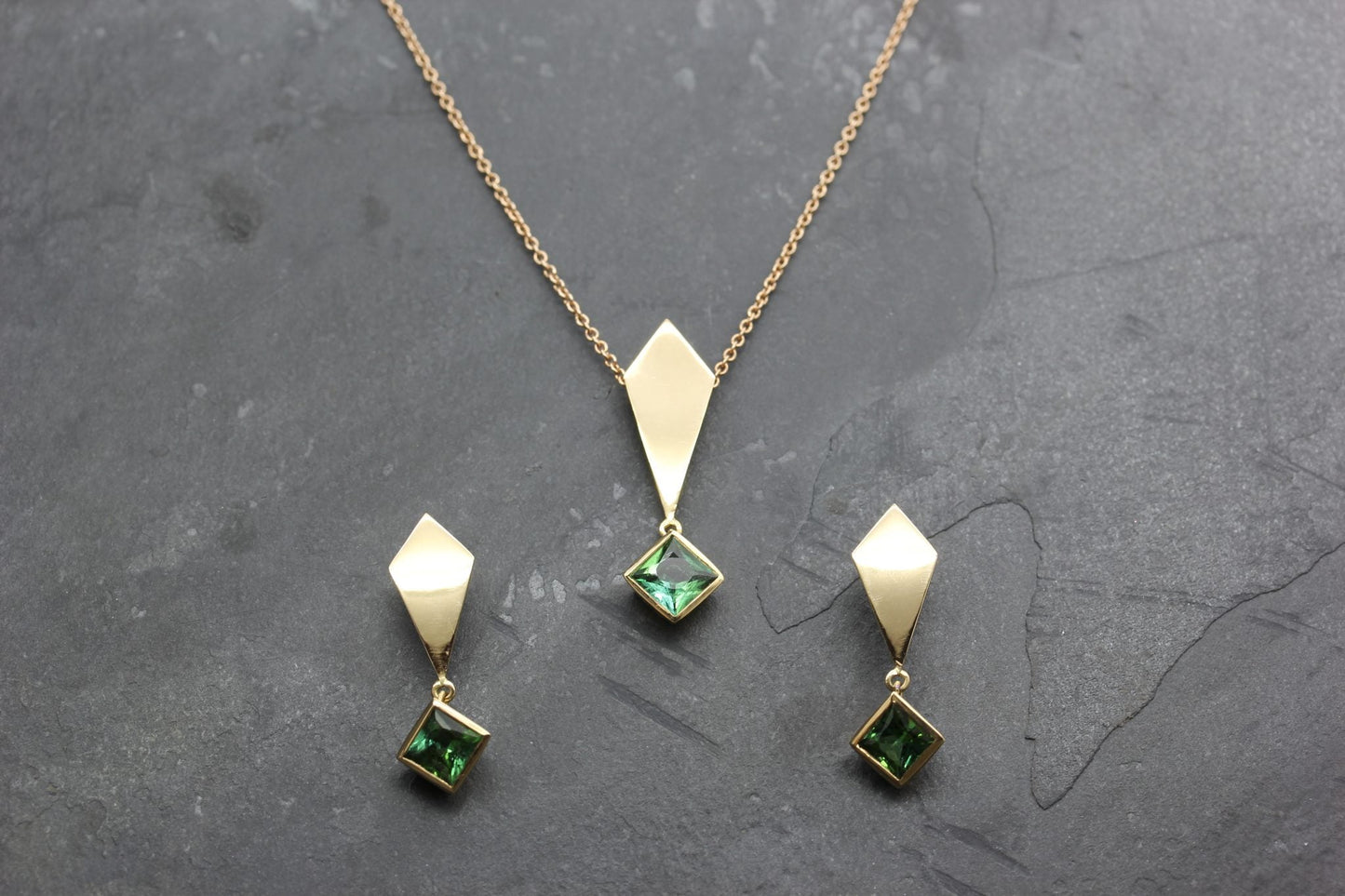 Kite Earrings Rose Gold & Green Tourmaline