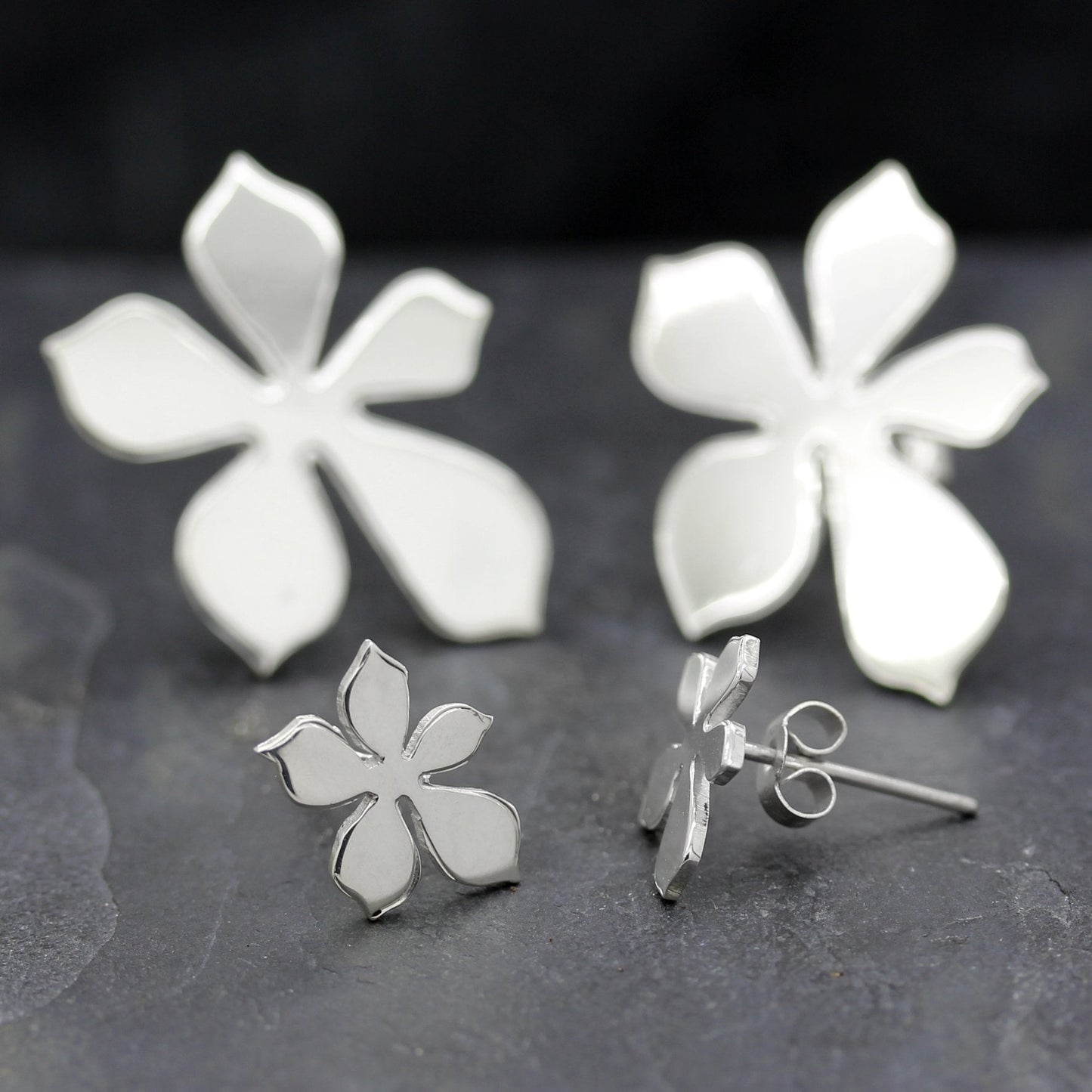 JS Blossom Ear Stud Small Sterling Silver