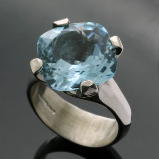 JS CUSHION CUT BLUE TOPAZ & STERLING SILVER COCKTAIL RING