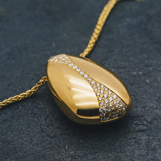JS Diamond Pebble Pendant 18ct Gold