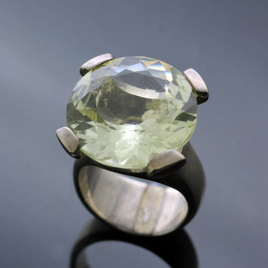 JS ROUND LEMON QUARTZ & STERLING SILVER COCKTAIL RING