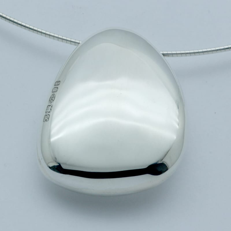 JS Midi Pebble Pendant Medium Silver