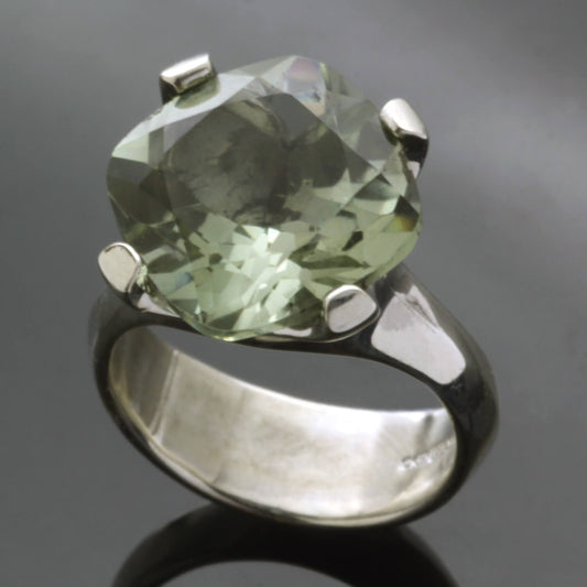 JS CUSHION CUT PRASIOLITE & STERLING SILVER COCKTAIL RING